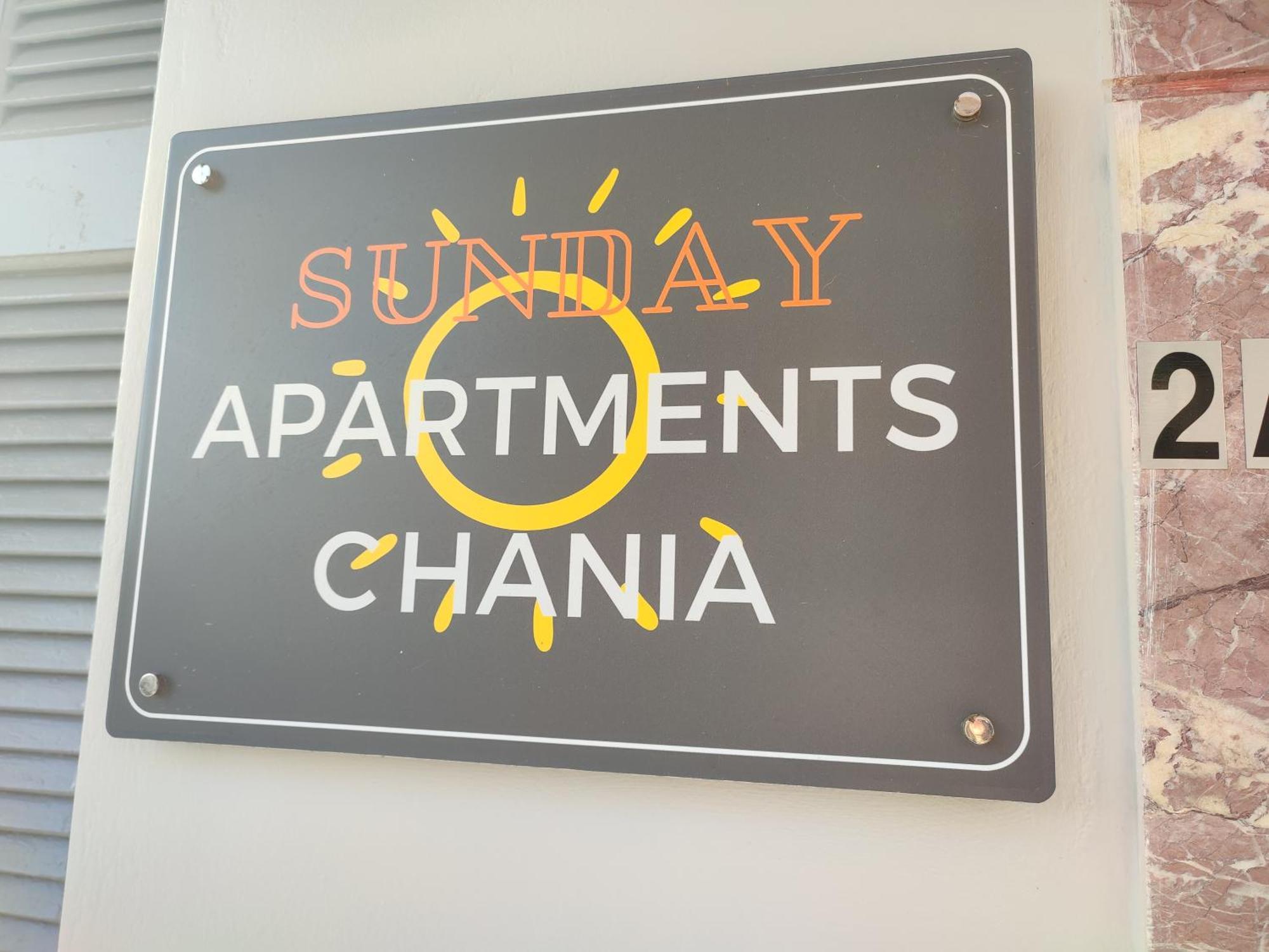 Sunday Chania 2a Apartamento Chrissi Akti Chania